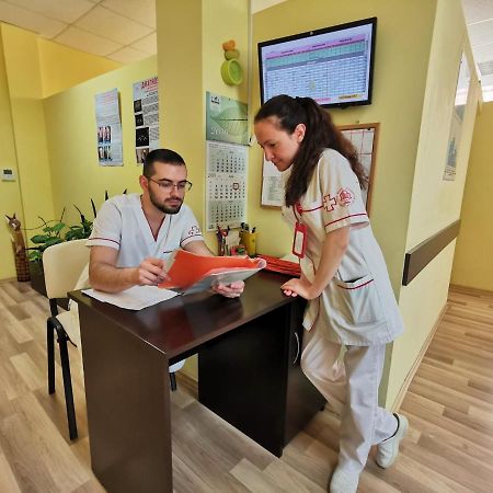 Hotel-Clinic Dr. Gechevi パヴェル・バニャ エクステリア 写真