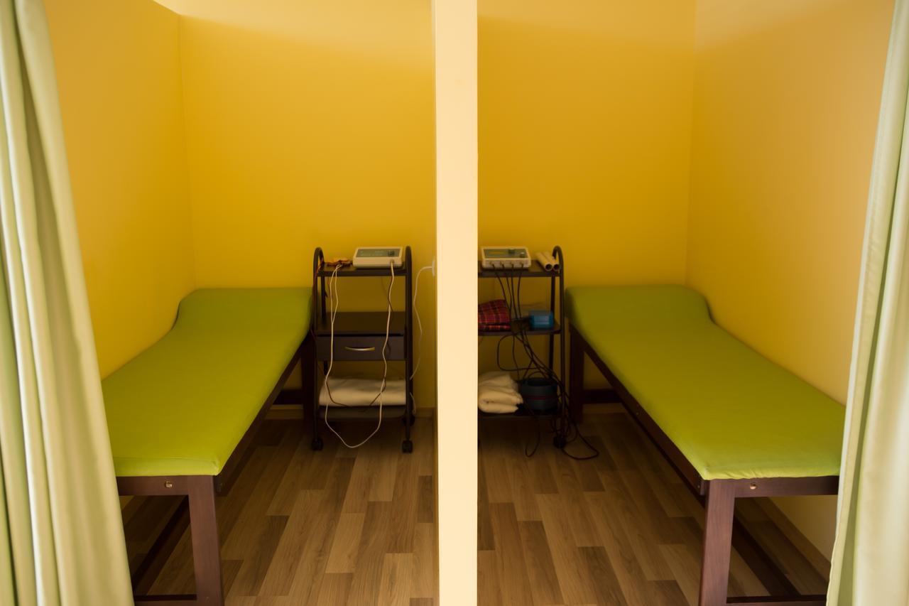 Hotel-Clinic Dr. Gechevi パヴェル・バニャ エクステリア 写真