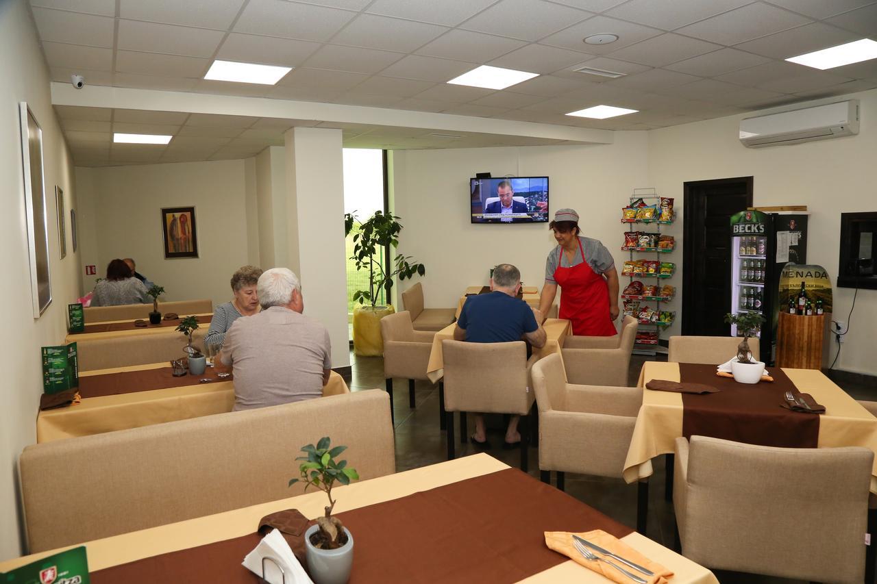 Hotel-Clinic Dr. Gechevi パヴェル・バニャ エクステリア 写真