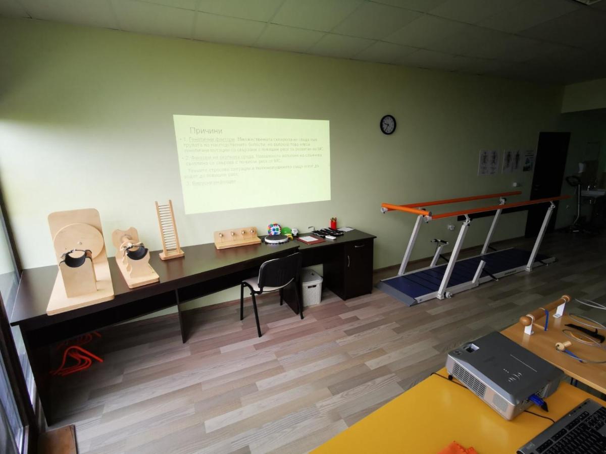 Hotel-Clinic Dr. Gechevi パヴェル・バニャ エクステリア 写真